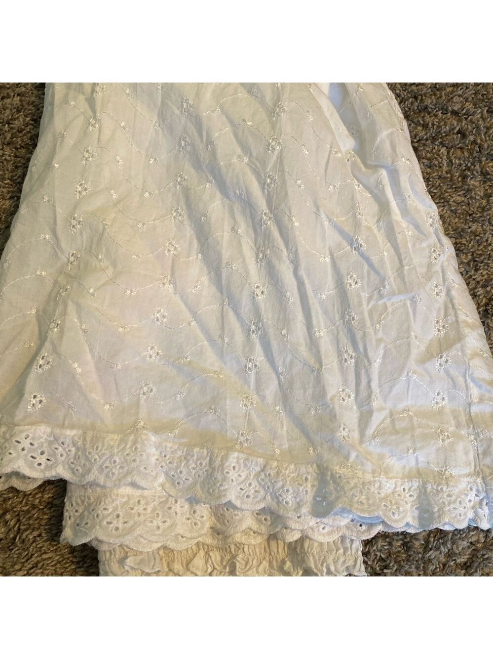EYELET light weight white dress Medium - Picture 2 of 2